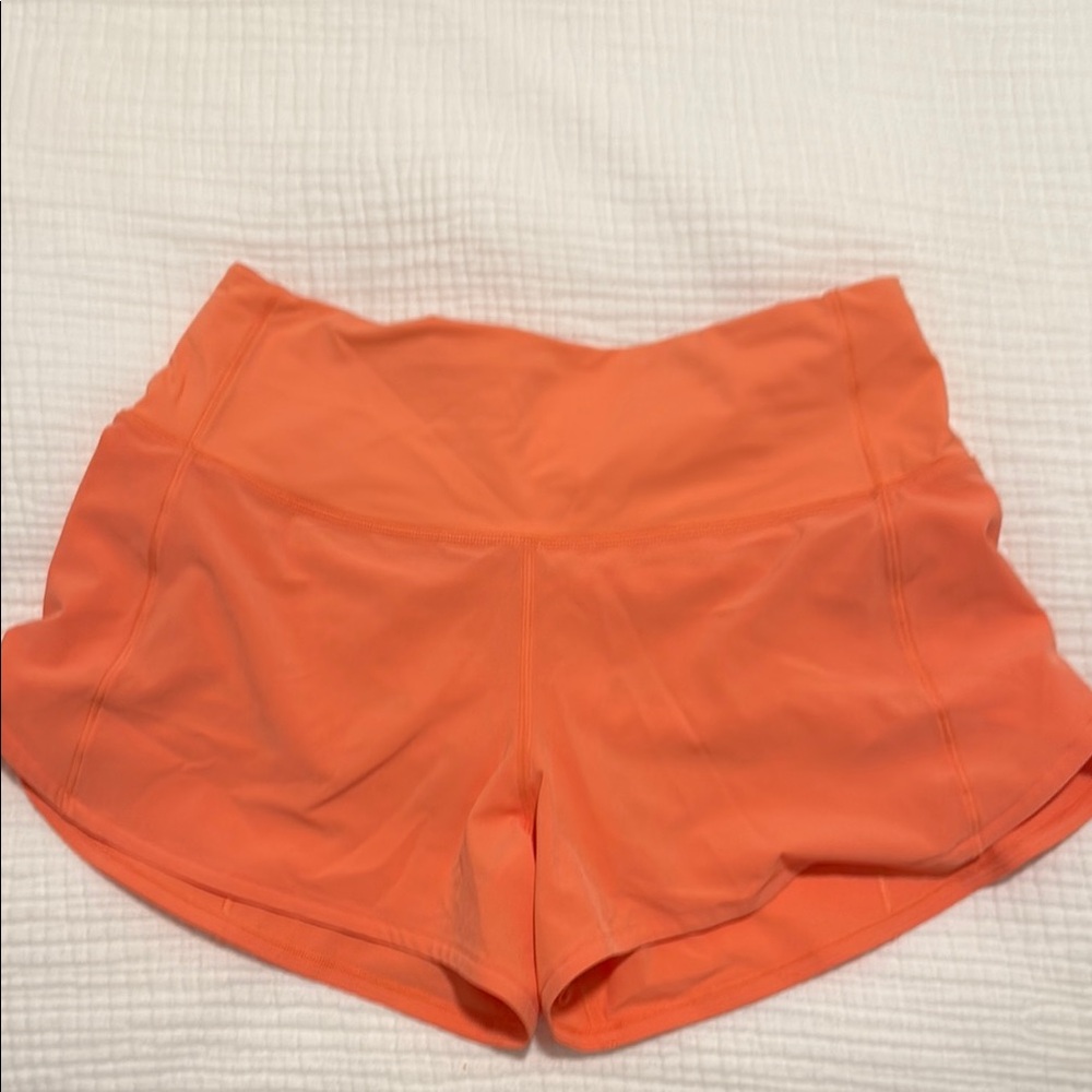 Lululemon speed up short low rise lined